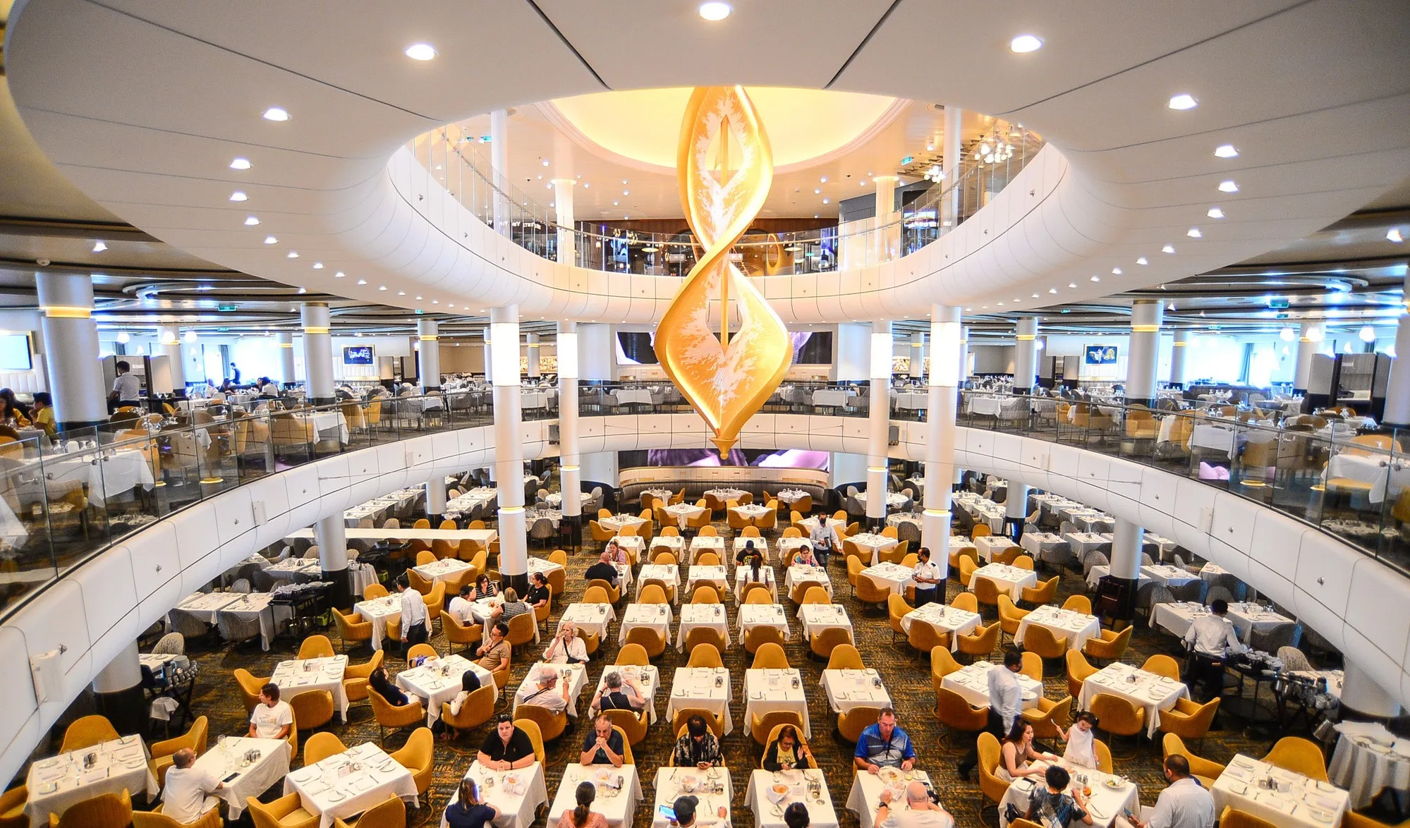 du thuyen spectrum of the seas tien ich 24 jpg