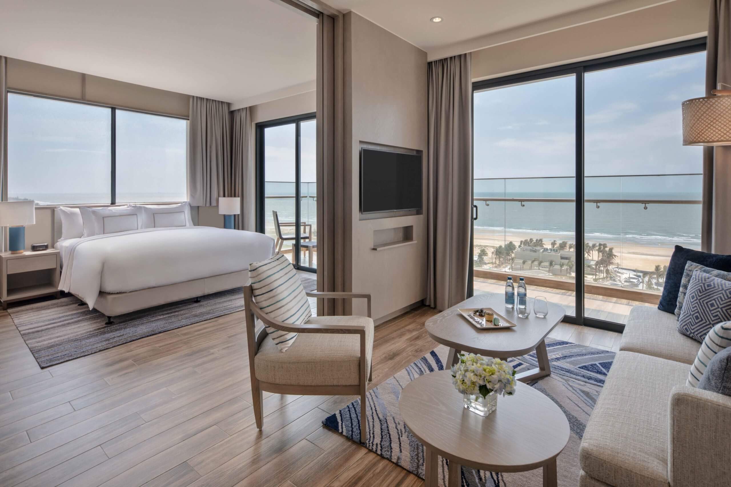 Phong ngu chinh can Hotel Suite The Hamptons Ho Tram
