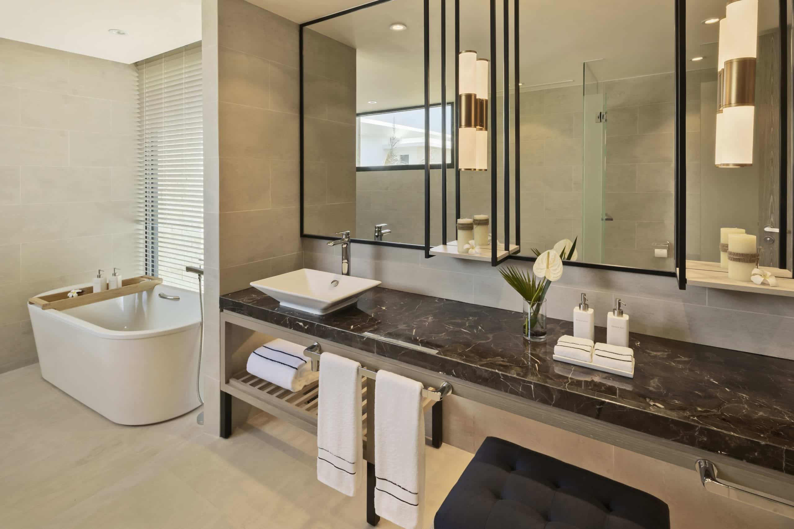 Phong tam can Beach Villa The Hamptons Ho Tram