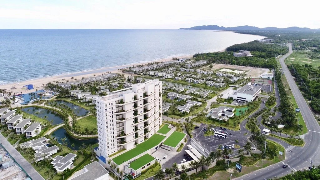 Cau Hampton ho tram toan canh melia 1