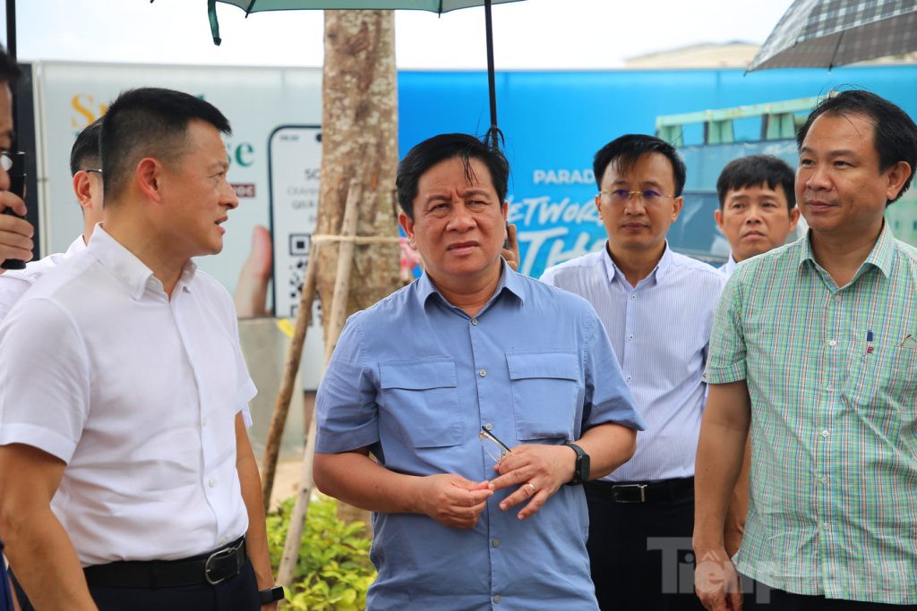 chu tich UBND kiem tra thi cong du an phuc vu cho EPIK 2026 tai phu quoc