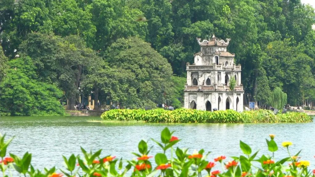 Ho Hoan Kiem Ho Guom tai Ha Noi