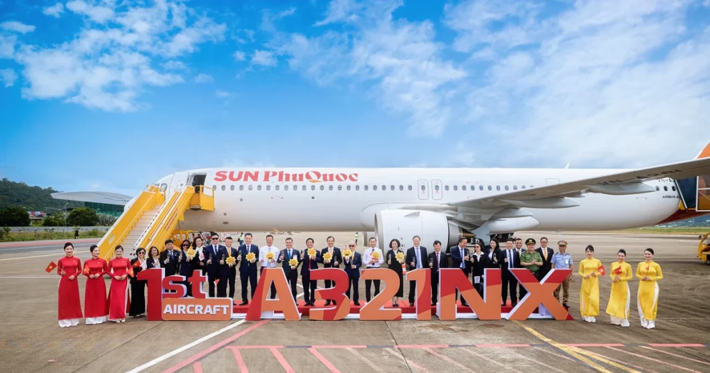 Ve-may-bay-sun-phu-quoc-airways-mo-ban