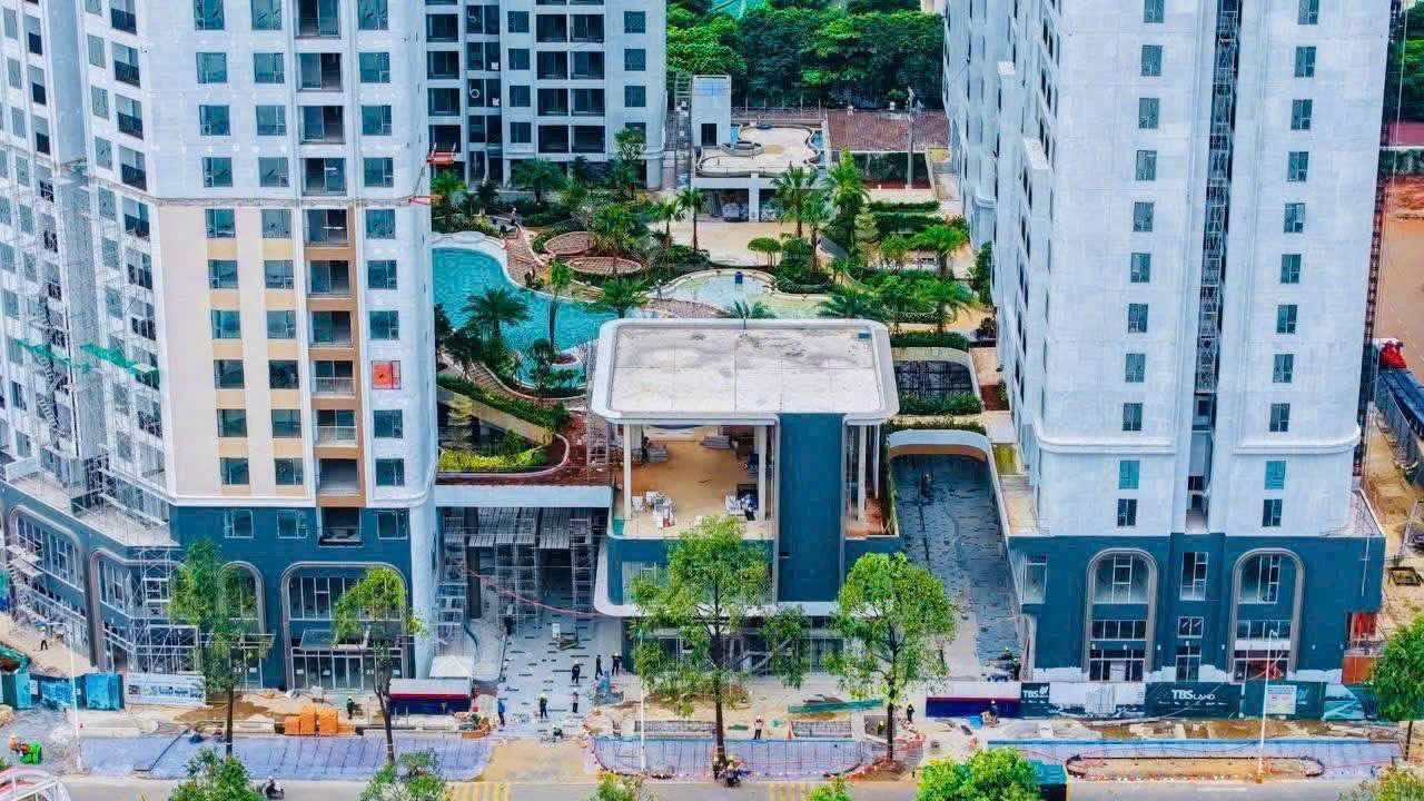 Green-Skyline-TBS-24