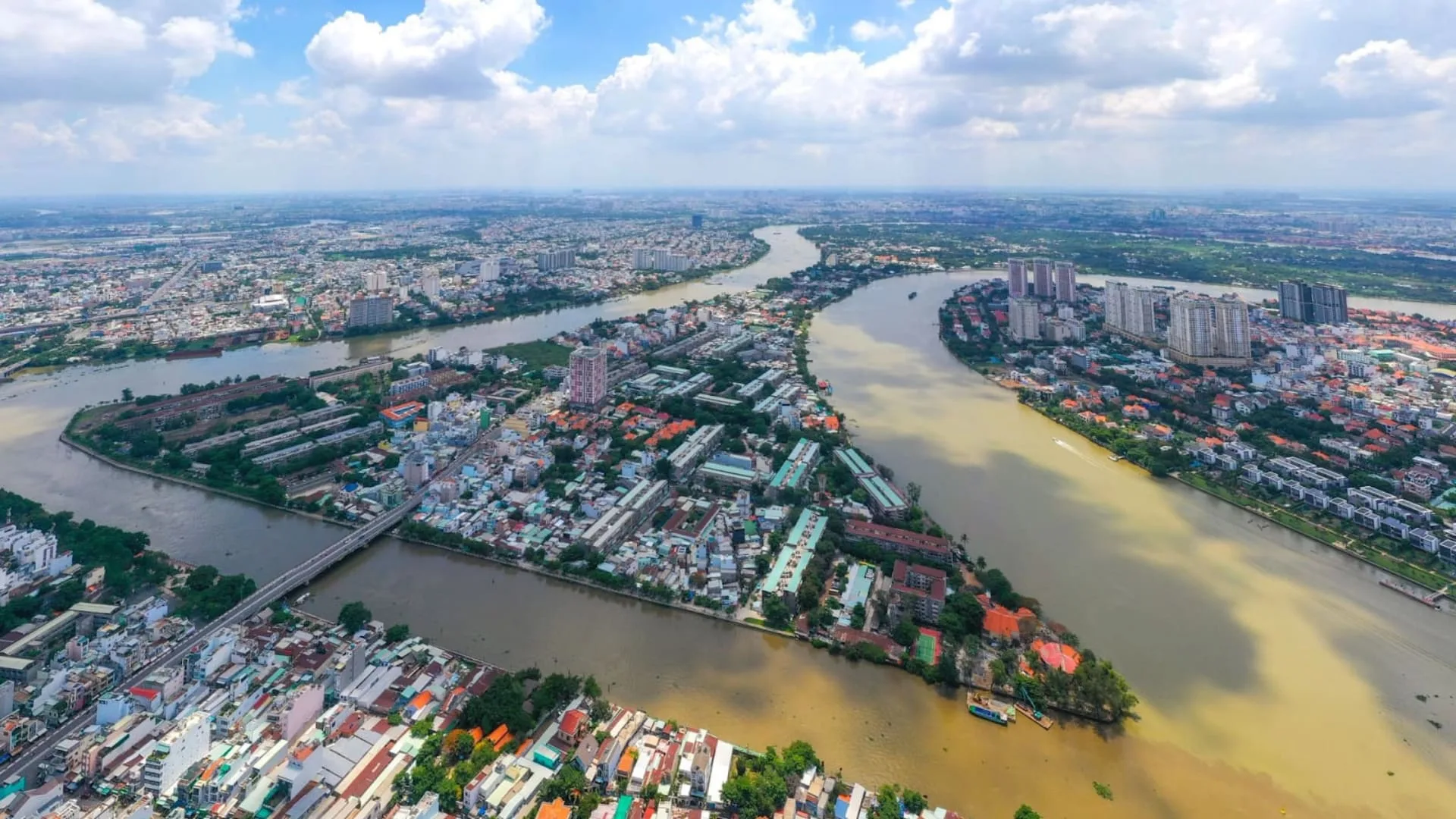 thuc-te-sun-binh-quoi-thanh-da-sun-group-thanh-da-3.jpg