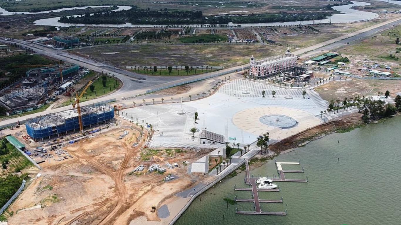 Tiến độ Aqua Marina