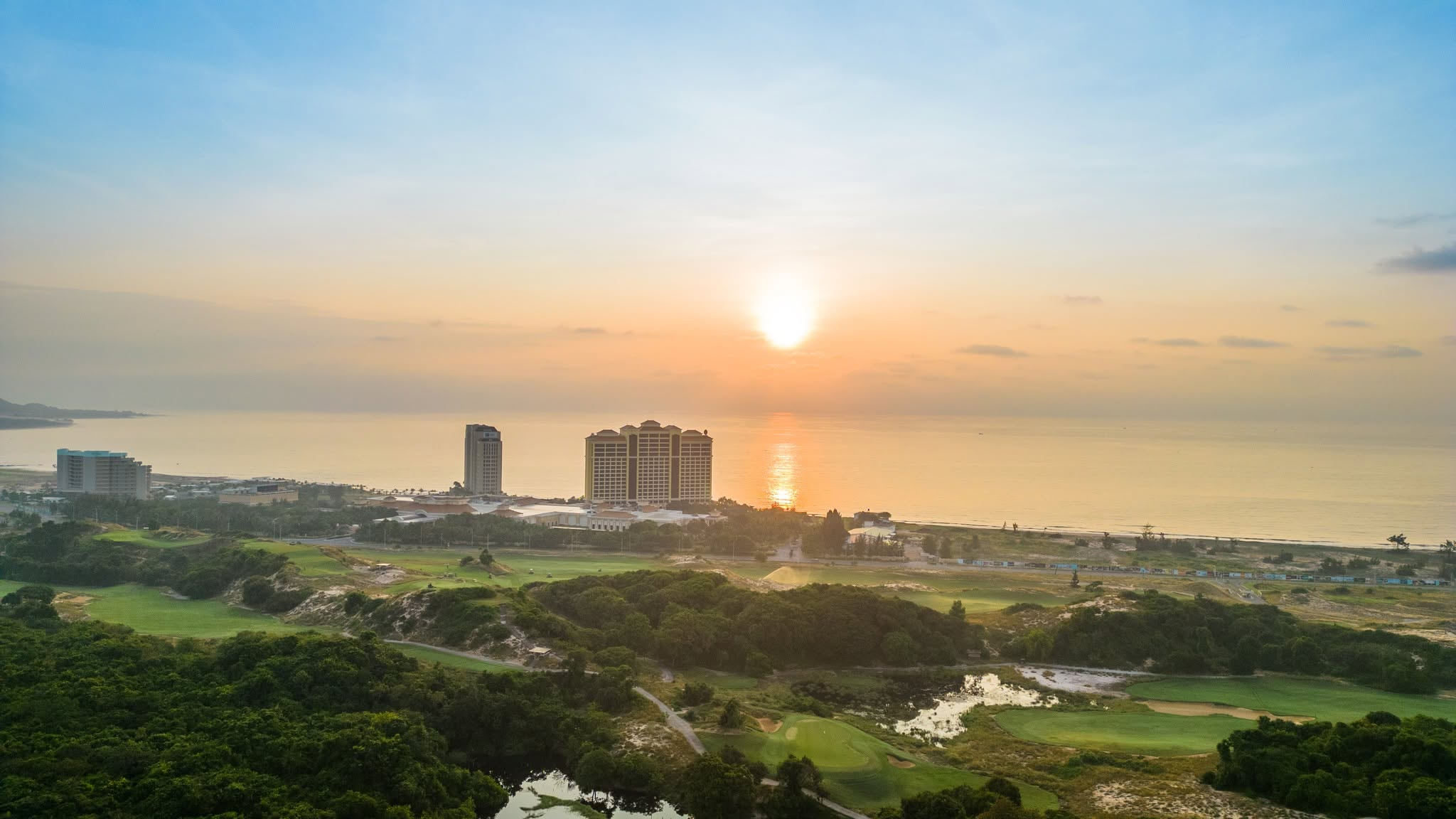 san-golf-the-bluffs-grand-ho-tram-3