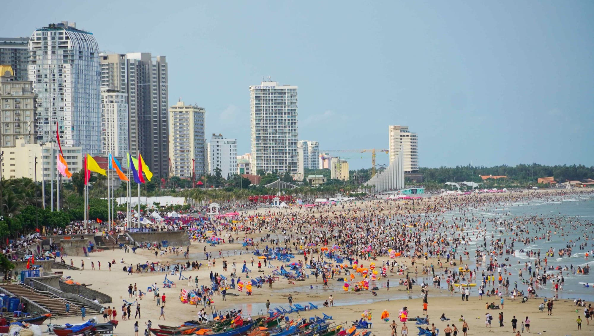 Tac-Dong-Cua-Cao-Toc-Bien-Hoa-Vung-Tau-Den-Beachtro-Tower-1.jpg