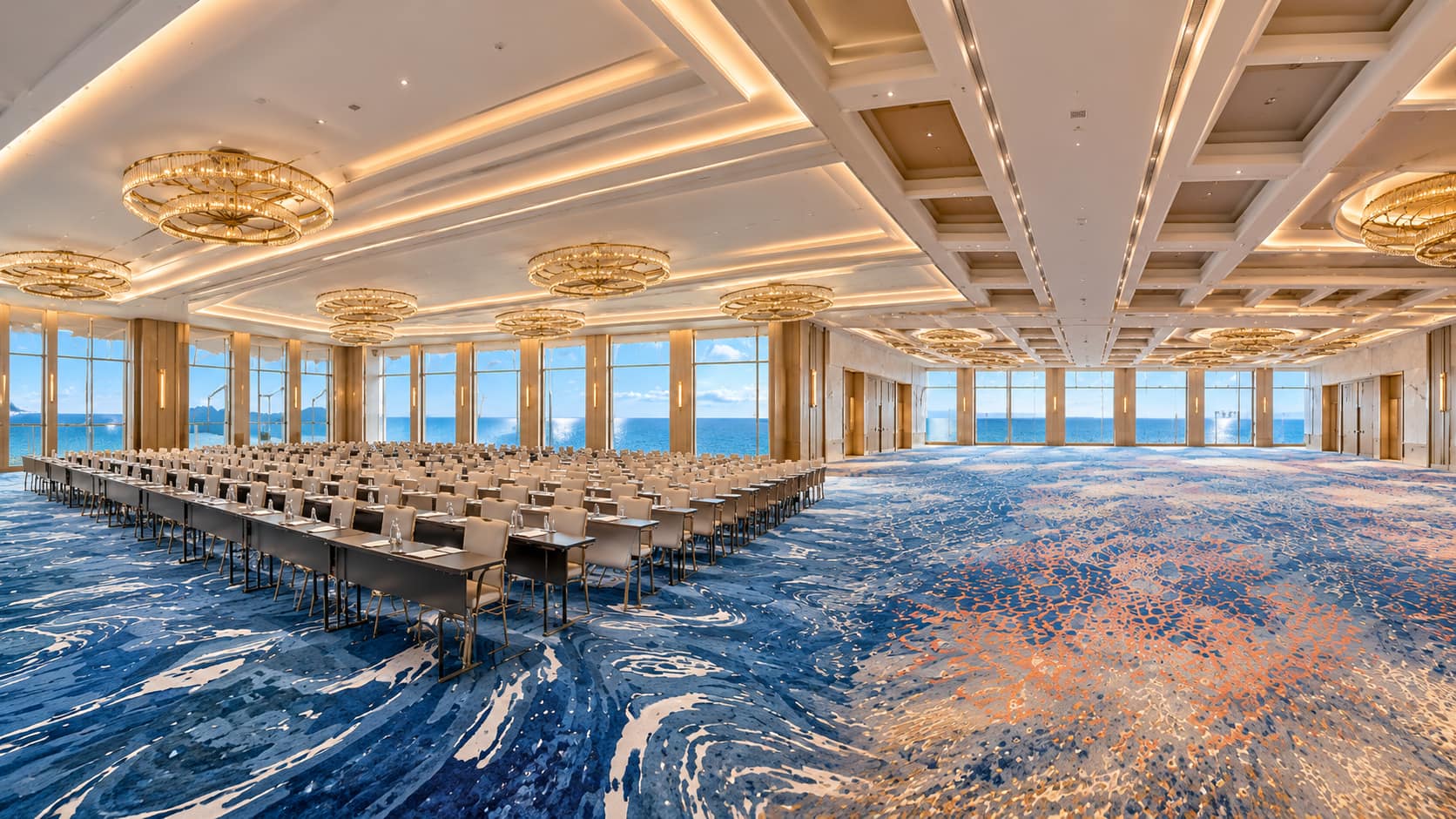 tien-ich-qtopia-grand-ballroom